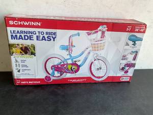 lot 94 image: Schwinn Iris 16 inch Blue Kids Bike with Training Wheels