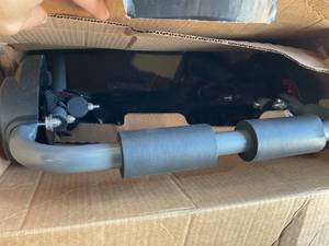 lot 147 image: Bell Cantilever 200 Black 2-Bike Trunk Rack