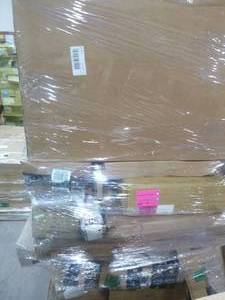 lot 362 image: Wholesale Pallet of Assorted Miscellaneous Items