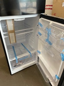 Magic Chef 10.1 cu. ft. Top Freezer Refrigerator in Black