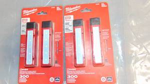 lot 61 image: 2 Packs of 2 Milwaukee 300 Lumens LED Magnetic Flood Light 2 Pack - 2108P 045242751518