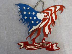 lot 5 image: New In God We Trust Metal Dcor 15...