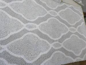 lot 49 image: Whitley Willows New Reversible Rug ...