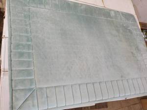 lot 51 image: 36 x 24 New Memory Foam Bath Mat...