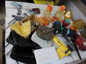 lot 70 image: Random Lot- see all pictures...