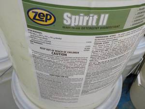 lot 81 image: 5 Gallon Pail ZEP Spirit II Ready t...