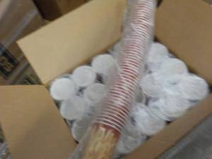lot 105 image: Case of 1000 French Fry Cups...