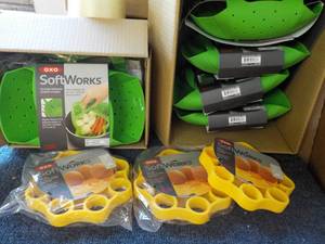 lot 134 image: 10 OXO New Silicone Softworks Kitch...