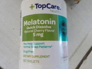 lot 136 image: 5 - 120 ct each Melatonin exp 032...