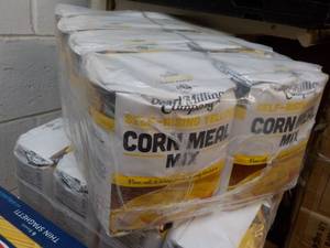lot 155 image: 8 - 5 lb. Bags Corn Meal Mix past ...