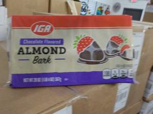 lot 171 image: 12 - 20 oz Trays IGA Chocolate Flav...