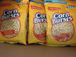 lot 173 image: 10 - 12 oz Bags Malt O Meal Corn Bu...