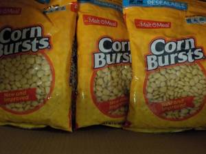 lot 174 image: 10 - 12 oz Bags Malt O Meal Corn Bu...