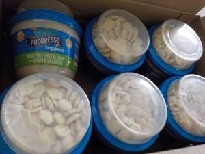 lot 196 image: 6 pack Progresso Toppers Broccoli C...