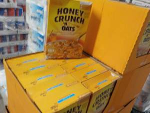 lot 208 image: 10 - 18 oz Boxes Millville Honey Cr...
