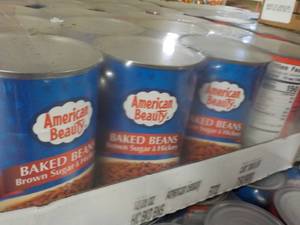 lot 218 image: 12 pack American Beauty Baked Beans...