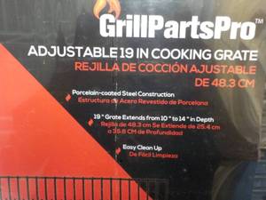 lot 253 image: Case of 8 Grill Parts Pro Ajustable...