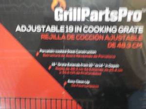 lot 254 image: Case of 8 Grill Parts Pro Ajustable...