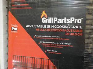 lot 261 image: Case of 8 Grill Parts Pro Ajustable...
