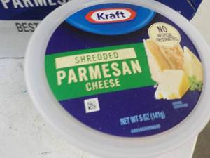 lot 310 image: 4 - 5 oz pkgs Kraft Shredded Parmesan Cheese Refrigerated