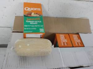 lot 314 image: 12 - 16 oz Frozen Quorn Meatless Ro...