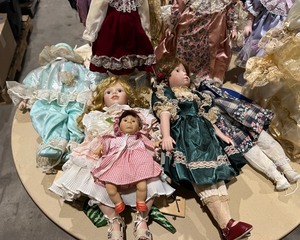 Assorted porcelain dolls