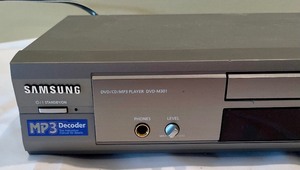 lot 179 image: Samsung DVD Player