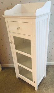 lot 34 image: Wonderful White Class Front Cabinet with Drawer