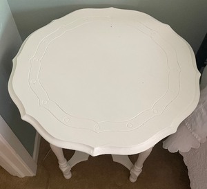 lot 45A image: Vintage White Painted Wooden Accent Table