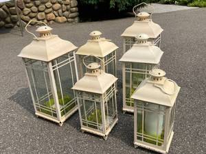 lot 117 image: Six Metal and Glass Garden Candle Holders