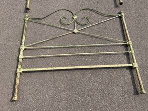 lot 119 image: Vintage Ornate Metal Head and Foot Board
