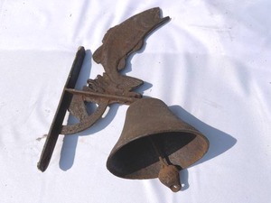 lot 168 image: Awesome Vintage Rusty Fish Themed Wall Mount Bell