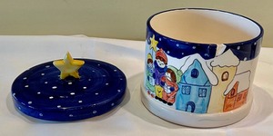 lot 78 image: Vintage Ceramic Christmas Carol Kids Cookie Jar
