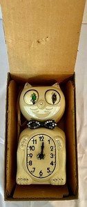 lot 93 image: Vintage Animated Kit-Cat Clock