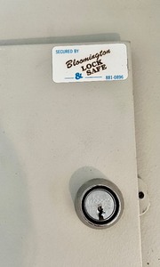 lot 99 image: Security Safe with Screws and Keys