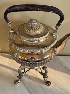 lot 238 image: Antique English Sheffield Silver Plate Tea Kettle with Warmer