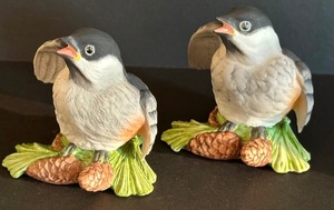 lot 228 image: Pair of Vintage Mid Century Boehm Baby Chickadee Porcelain Figurines