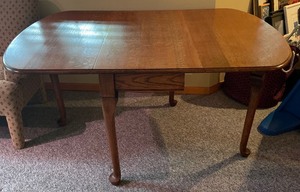 lot 284 image: Vintage Drop Leaf Table