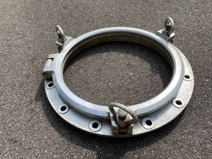lot 404 image: Awesome Metal Porthole