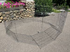 lot 418 image: Metal Pet Play Pen