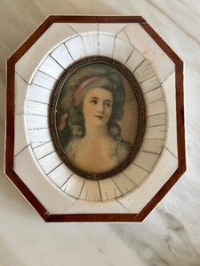 lot 232 image: Pair of Vintage Portrait Prints