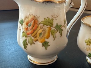 lot 213 image: Vintage Petite Royal Albert Cream and Sugar Set