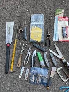 lot 431 image: Hand Tool Lot