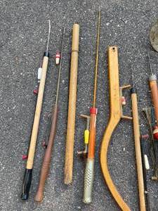 lot 434 image: Vintage Ice Fishing Lot