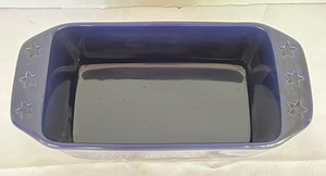 lot 72 image: Chantal Cobalt Blue Bake Pan