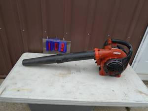 Echo 2 cycle leaf blower. Very nice condition. As shown.