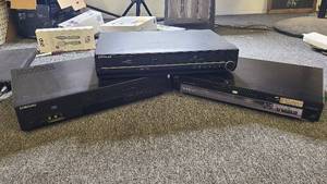 Samsung and JVC branded DVDVHS players
