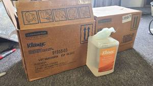 2x Boxes of Kleenex E-2 Foam Skin Cleanser