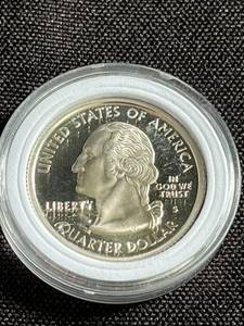 2005 Minnesota State Quarter in Silver (Uncirculated and Sealed)