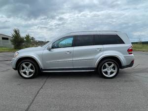 lot 16A image: 2008 Mercedes-Benz GL-Class GL 550 4matic - AWD